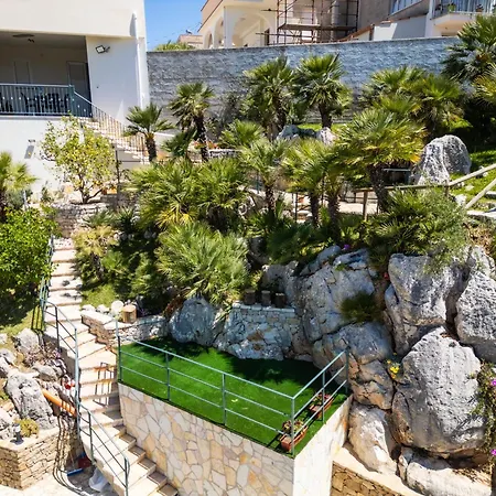 I Fiori Di Lea * 쿠스토나치